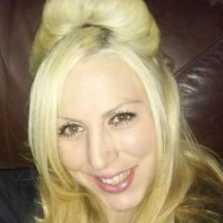 vážnejšom, hlbšom a hlavne aby to bolo o citoch